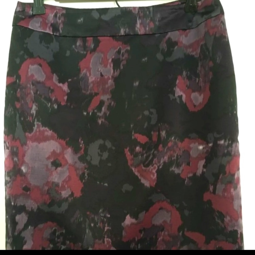 Ann Taylor Petite Straight skirt size 6P